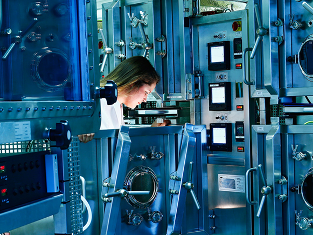 Contaminant and VOC emission testing of construction products | TÜV Rheinland